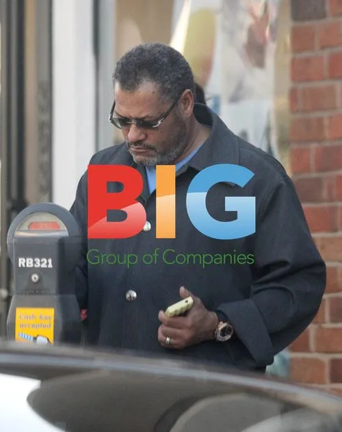 Laurence Fishburne and Gina Torres Window Shopping