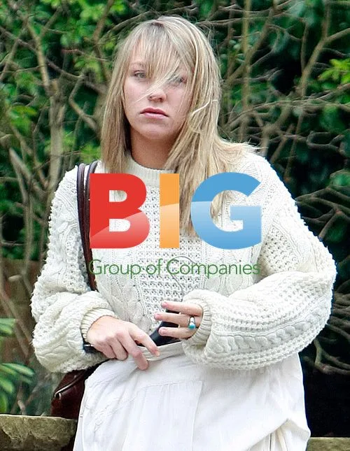 Chloe Madeley Leaving House