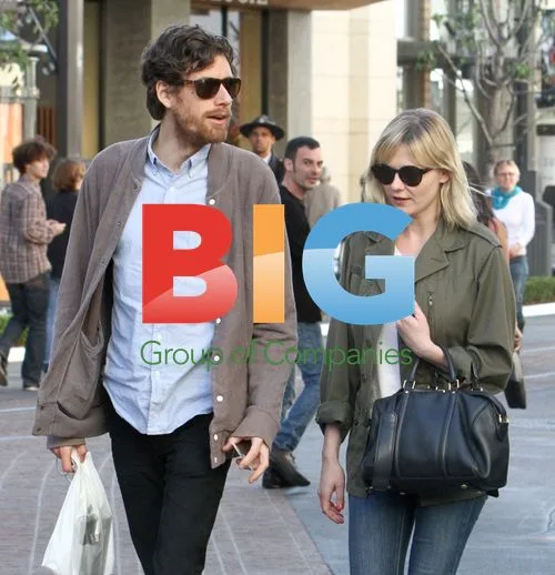 Kirsten Dunst at The Grove with boyfriend