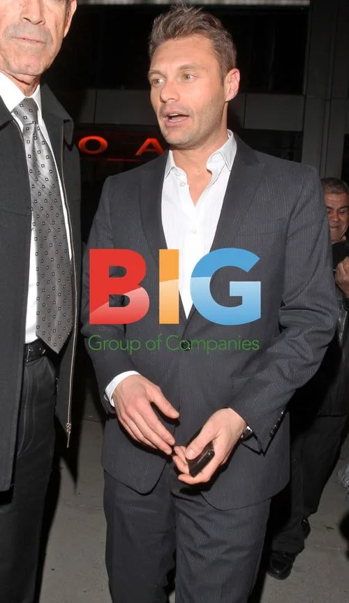 Ryan Seacrest Leaving Boa Steakhouse