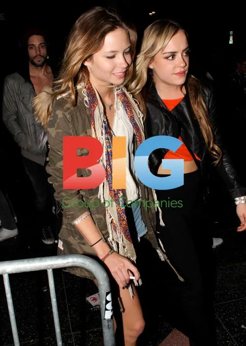 Daveigh Chase out in Hollywood