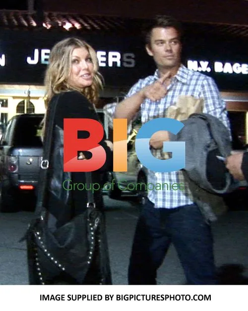 Fergie and Josh Duhamel Dine in Brentwood, CA