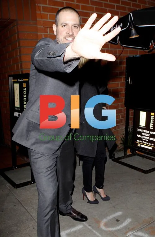 Reese Witherspoon and Jim Toth Leaving Restaurant