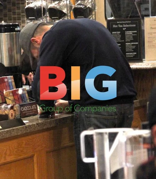 Rosie Huntington Whiteley and Jason Statham at Coffee Shop