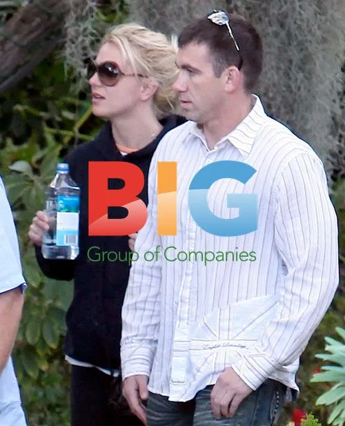 Britney Spears Leaves Recording Studio