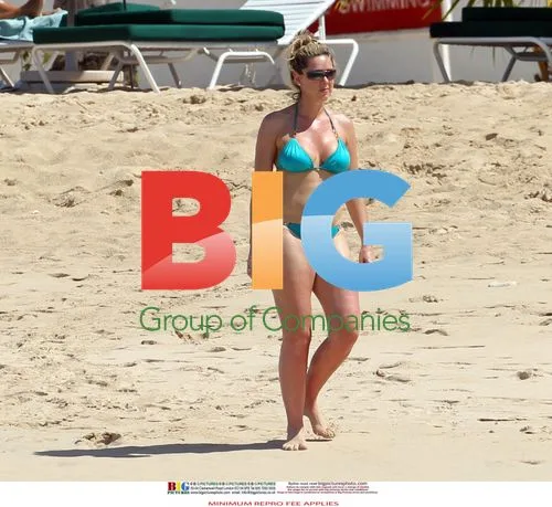 Claire Sweeney Relaxes in Caribbean