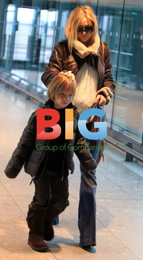 Kate Hudson and son at airport