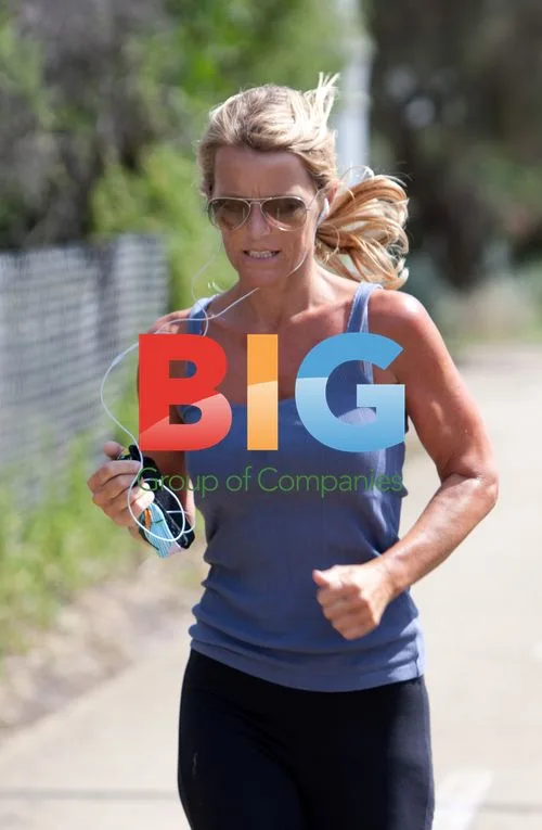 Simone Warne Jogging in Melbourne