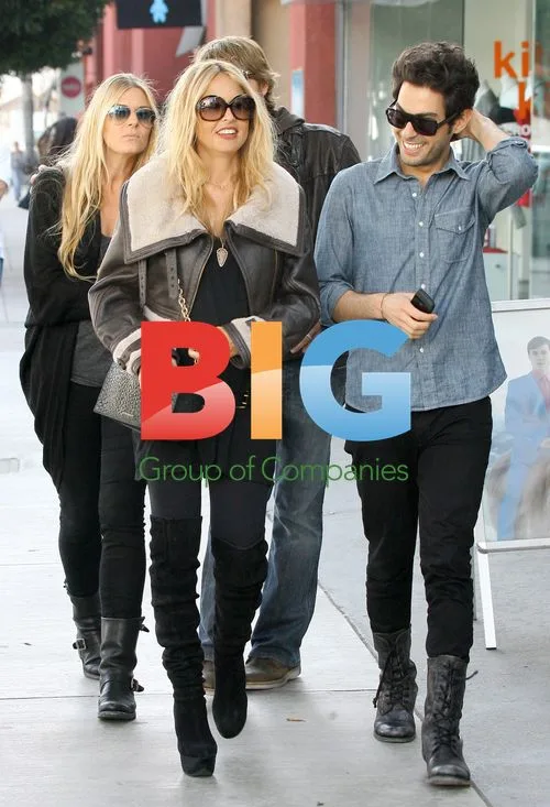 Rachel Zoe shopping in Beverly Hills