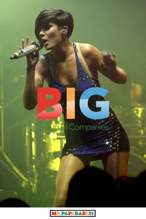 The Saturdays Perform in Liverpool