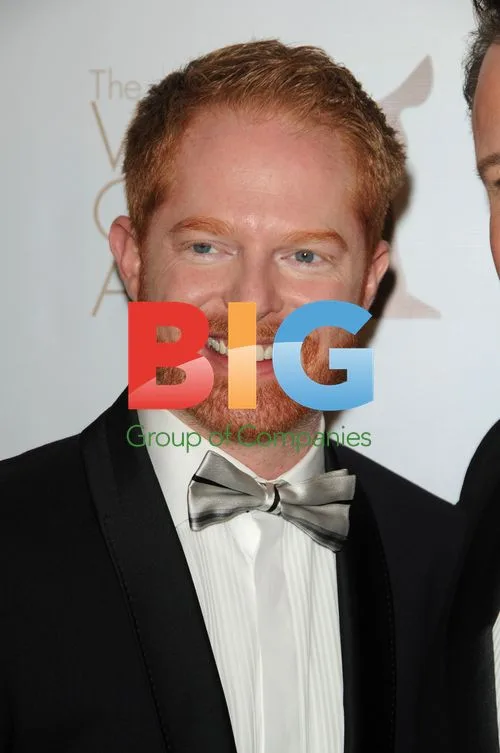 Jesse Tyler Ferguson at 2011 Writers Guild Awards