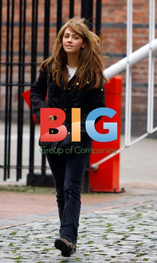 Samia Smith on Coronation Street Set