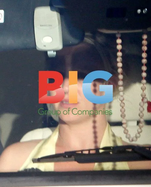Britney Spears Leaves Hollywood Studio