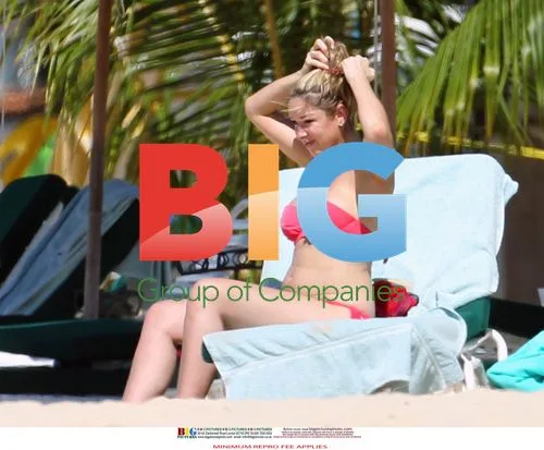 Claire Sweeney Beach Wardrobe Malfunction
