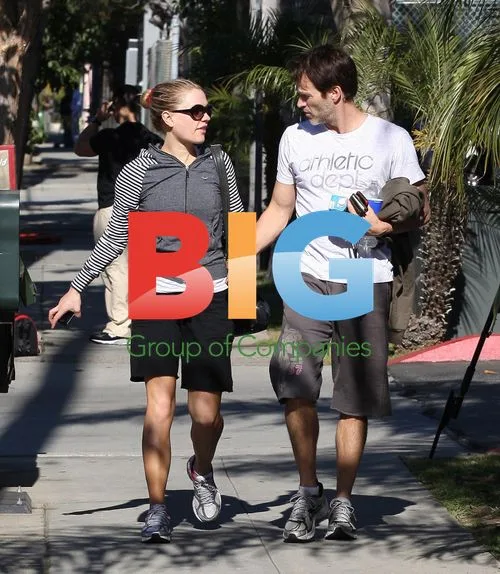 Anna Paquin and Stephen Moyer Leaving Gym