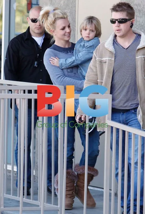 Britney Spears Takes Son Jayden to Gym
