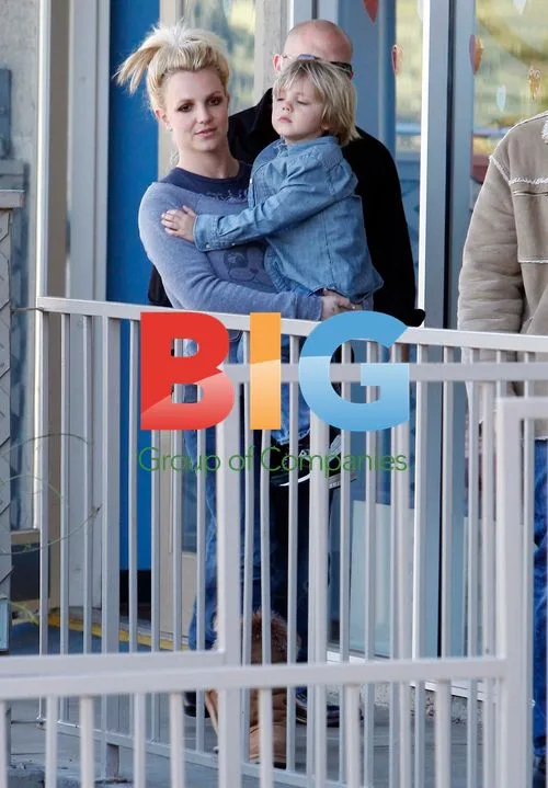 Britney Spears with son Jayden at My Gym