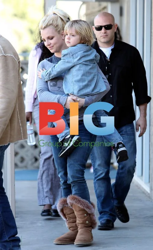 Britney Spears with son Jayden at My Gym
