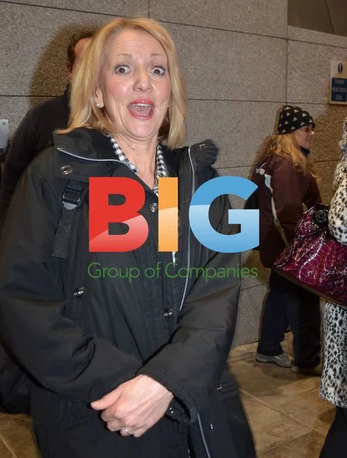 Calendar Girls Cast Leaves Theater in Dublin