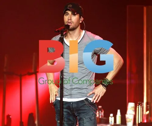 Enrique Iglesias Performs at Hard Rock Live