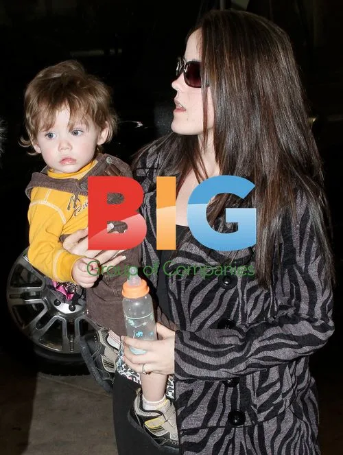 Jenelle Evans at Hotel in Burbank, CA