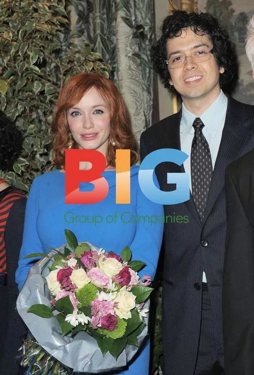 \"Madmen\" cast at Paris ceremony