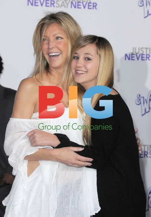 Heather Locklear and Ava Sambora at "JUSTIN BIEBER: NEVER SAY NEVER" Premiere