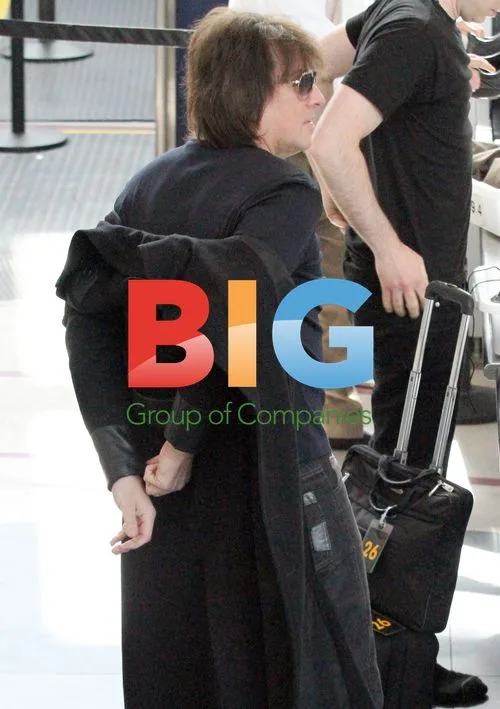 Richie Sambora Spotted at LAX Airport