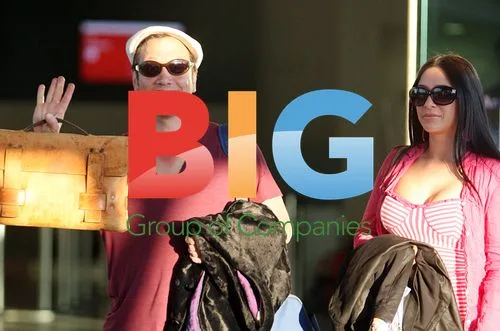 Rob Schneider Arrives in Perth Airport