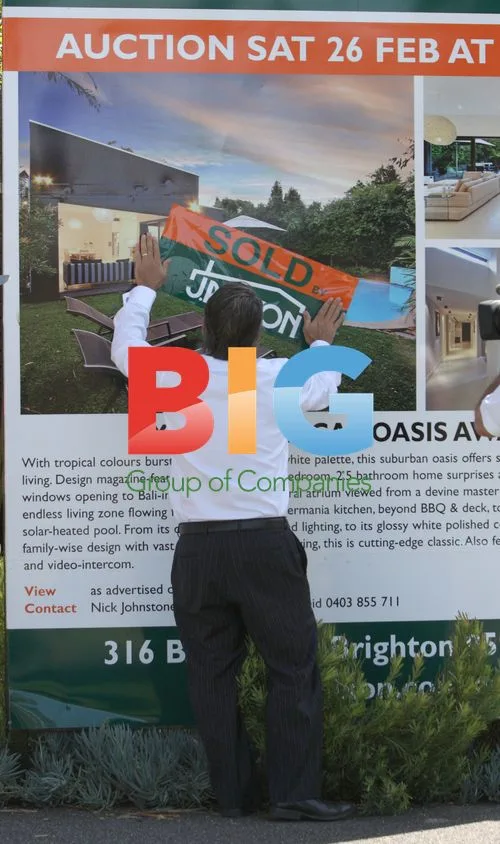 Simone Warne Sells Brighton Home