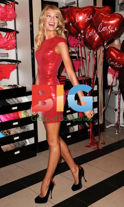 Victoria's Secret Bombshells for Valentine's Day