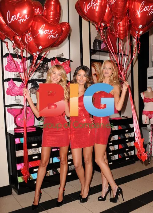 Victoria's Secret Bombshells Valentine's Day