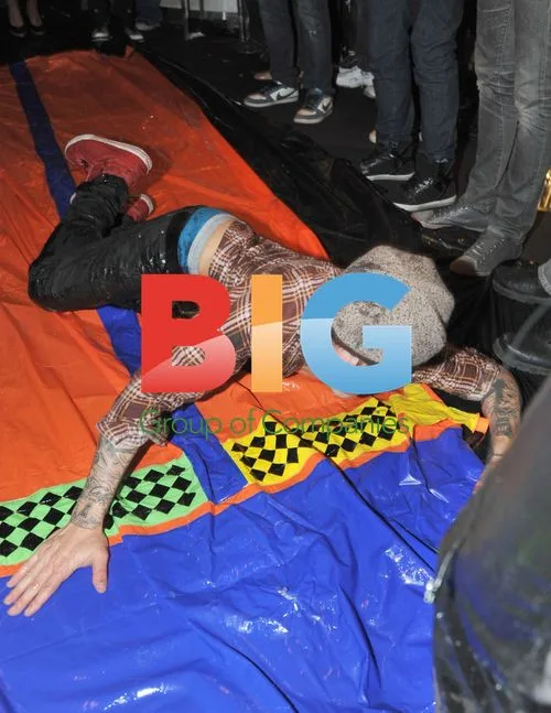 Pete Wentz and Holly Madison Slip and Slide in Vegas
