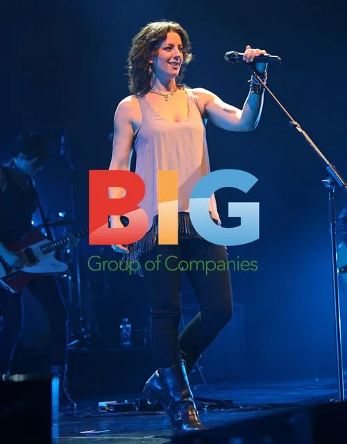 Sarah McLachlan Performs Live in LA
