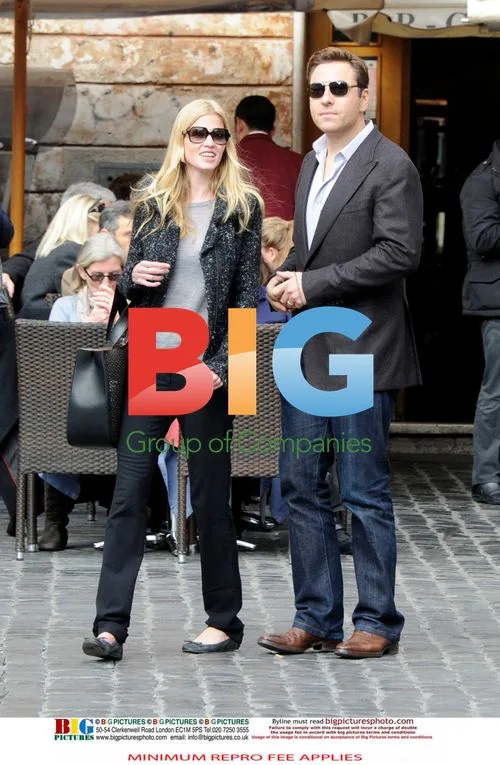 Lara Stone and David Walliams in Rome