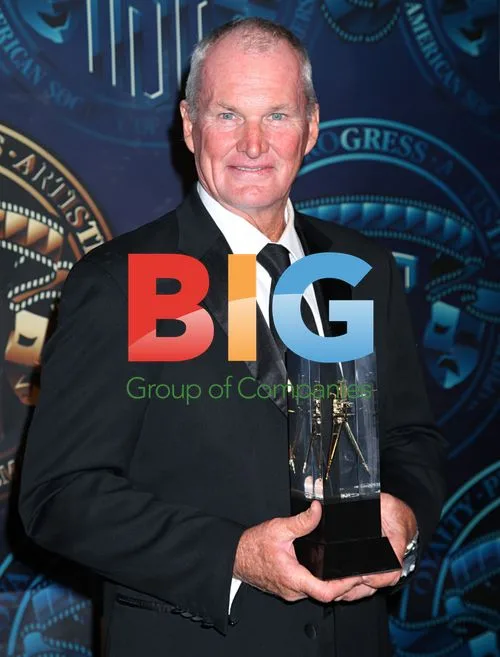 Michael Watkins Accepts Television Award