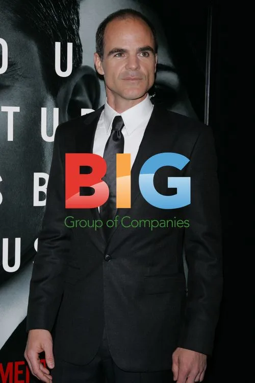 Michael Kelly Arrives for "The Adjustment Bureau" Premiere