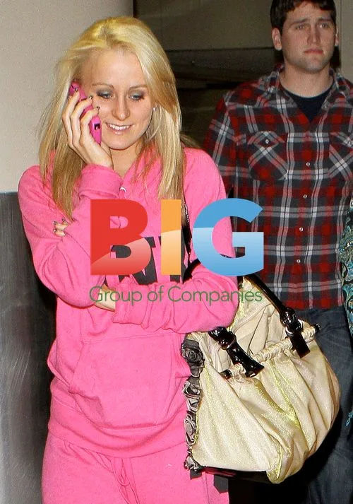 Leah Messer and family at LAX