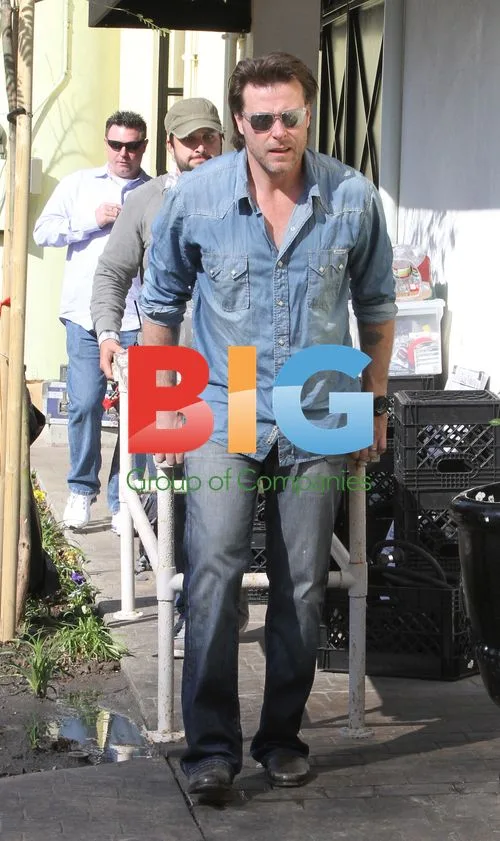 Tori Spelling and Dean McDermott Open 'Inventory' Store