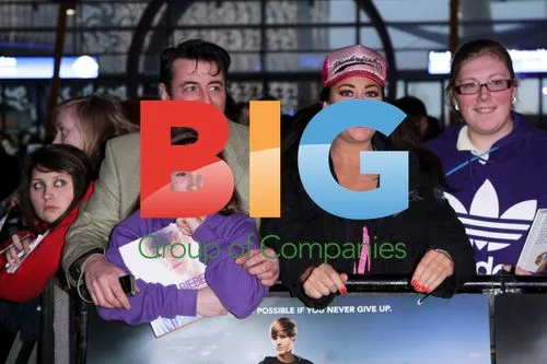 Mario and Lisa at 'Justin Bieber: Never Say Never 3D' Premiere