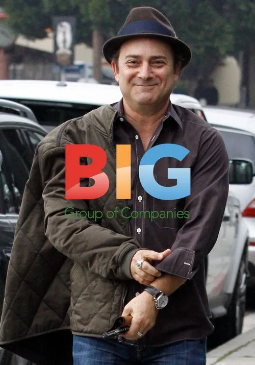 Kevin Pollak Leaving Lunch in Brentwood