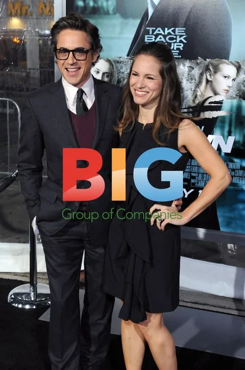 Robert Downey Jr. and wife at 'Unknown' premiere