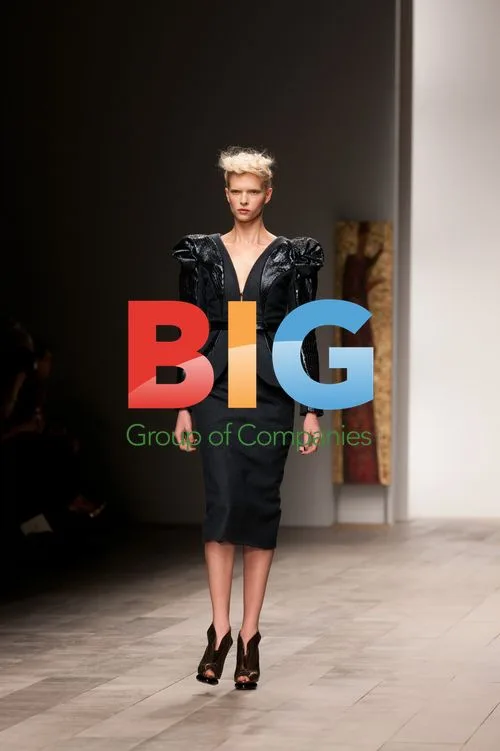 Corrie Nielson Show LFW 2011