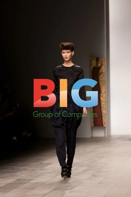 Corrie Nielson Show at LFW 2011