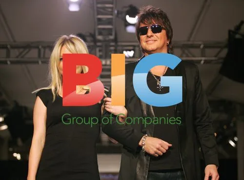 Richie Sambora and Nikki Lund at WTB Fall 2011 Fashion Show