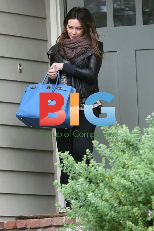 Hilary Duff Shopping in Beverly Hills