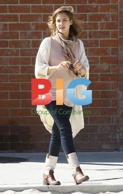 Jessica Alba and family at park