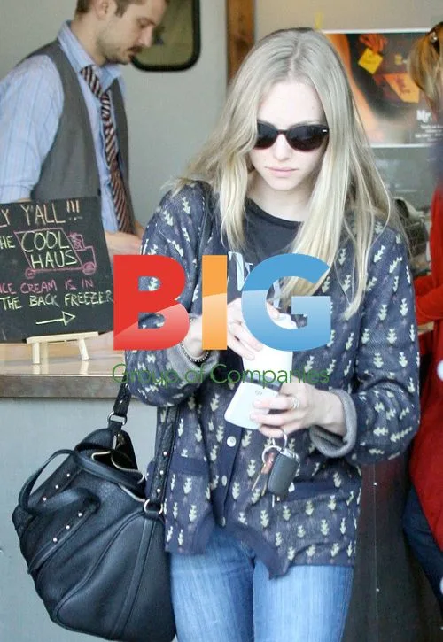 Amanda Seyfriend at Commissary Coffee