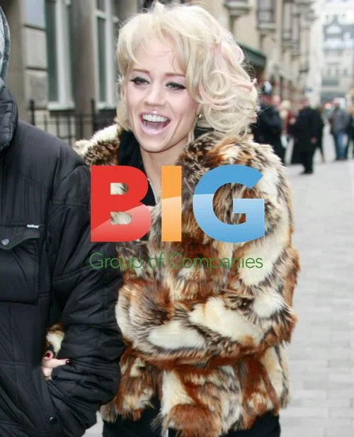 Kimberly Wyatt casually dressed in London