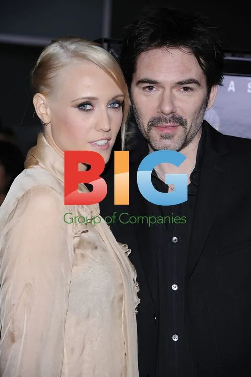 Billy Burke and wife at 'Drive Angry' premiere